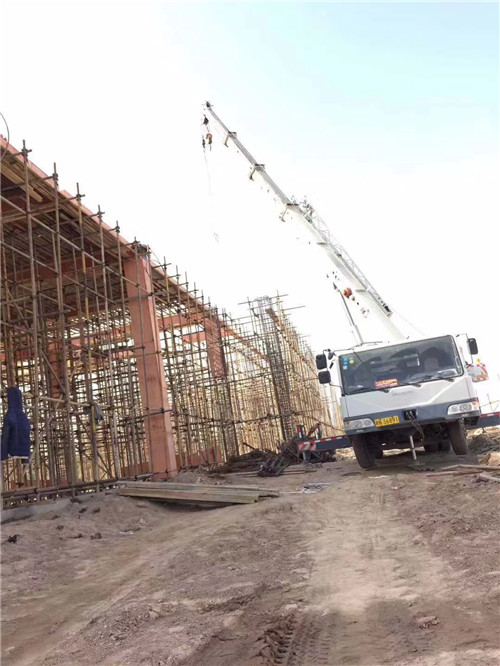 右玉县吊车作业的安全注意事项有哪些？